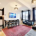 Modern Apartment Near Palais Garnier