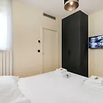 Modern Apartment Near Palais Garnier
